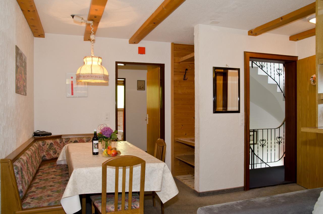 דירות זאמנאון Haus Che D'Mot מראה חיצוני תמונה
